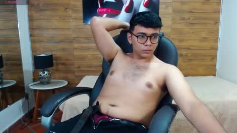 titanxero online show from November 20, 12:59 pm