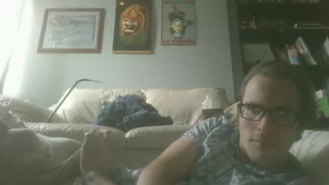 titlovercums online show from February 20, 3:58 pm