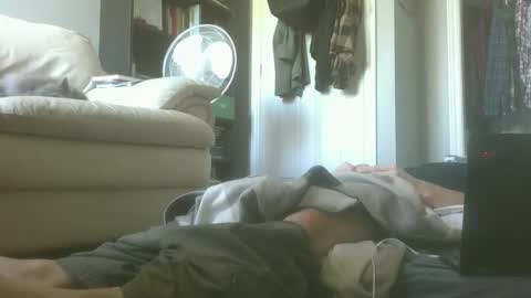 titlovercums online show from May 28, 6:06 pm