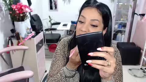 DIVA online show from January 17, 8:50 pm