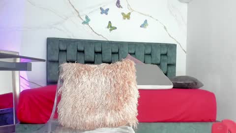 Tivizay online show from April 2, 2:57 pm