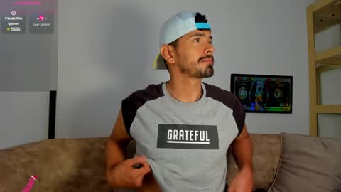 tj_detwailer online show from December 5, 9:55 am