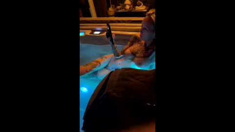 Foolisheart online show from November 28, 6:43 am