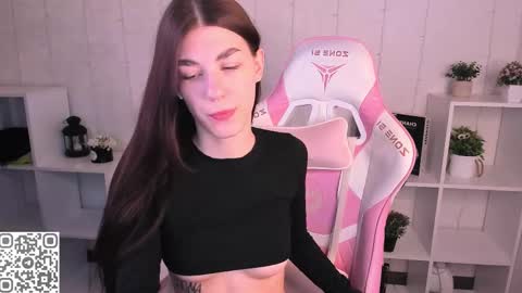 2 GMT Mo Tu We Th Fr 10am-4am online show from February 18, 12:21 am