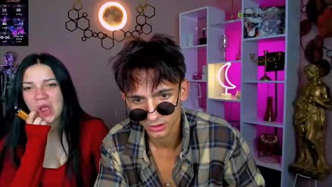tobi_yours online show from September 20, 12:13 am