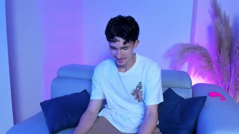 Tobias  online show from October 16, 7:56 pm