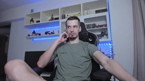 Todd online show from November 15, 2:24 am