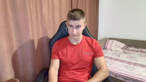 todhorny987 online show from February 27, 6:35 am