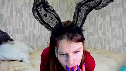 Tofuzi online show from February 18, 4:36 pm