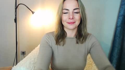 tokens_are_sexy online show from December 28, 10:02 pm