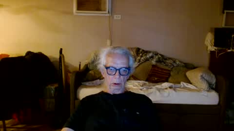 tom112292014 online show from June 13, 2:44 am