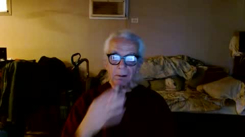 tom112292014 online show from April 22, 1:07 pm