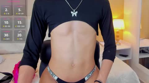 tom_affleck online show from March 30, 8:09 pm