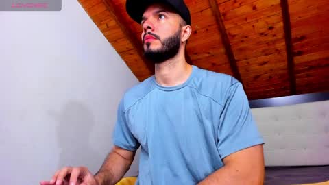   online show from April 7, 12:51 pm