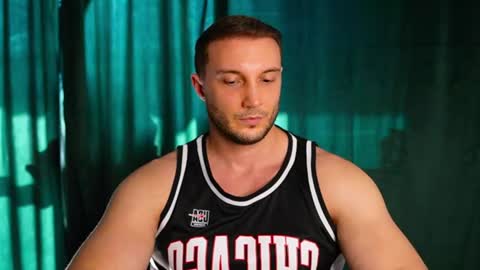 Tom online show from July 30, 3:02 pm