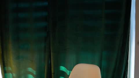 Tom online show from April 21, 6:42 am