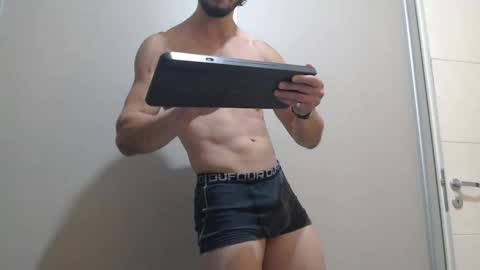 tom_show online show from February 3, 6:34 am