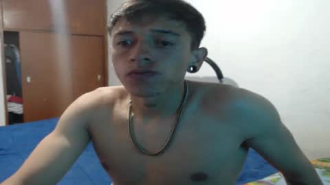 tomas_turbado_ online show from March 17, 4:28 am