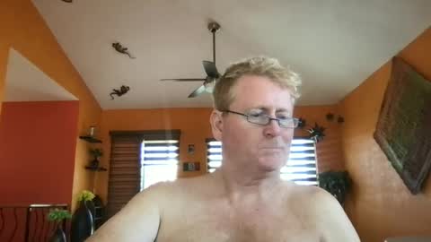Hola online show from June 17, 11:21 pm