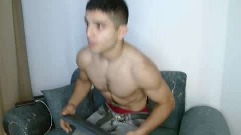 tomaz_18 online show from June 25, 1:38 pm
