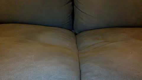 tombi125 online show from February 23, 6:56 pm