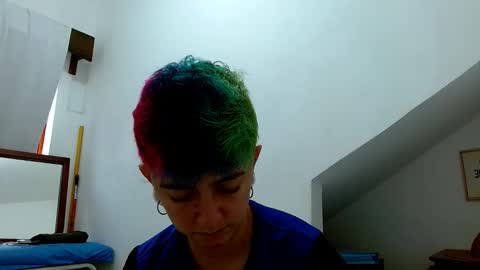 Blue online show from November 5, 7:38 pm