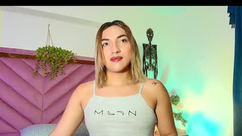   online show from October 4, 12:58 pm