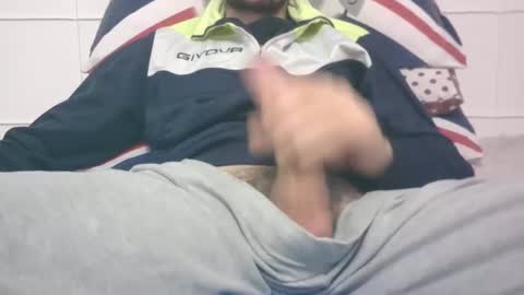 tommaso9046 online show from February 14, 5:14 pm