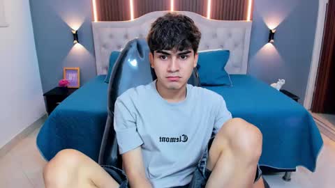 Tommy  online show from March 14, 4:05 am