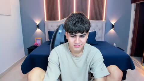 Tommy  online show from April 21, 3:35 am