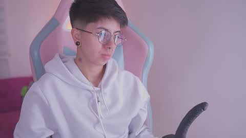 Blue  online show from November 26, 1:30 pm