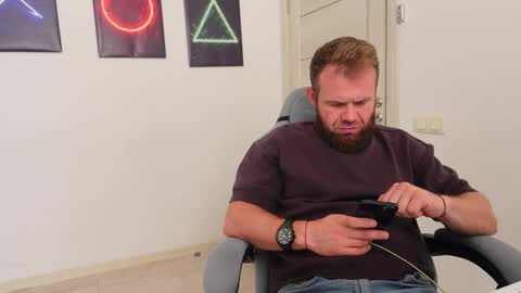  tommy burnzzz  online show from October 7, 10:44 am