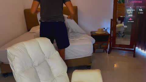 Tommy online show from November 3, 4:35 am