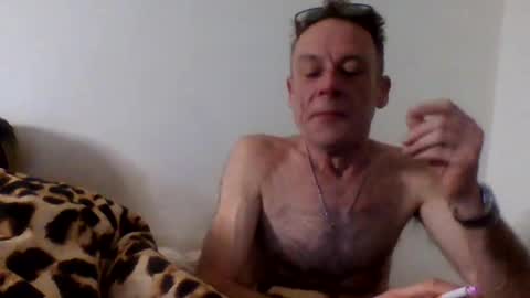 tommyandtomara online show from March 29, 3:19 am