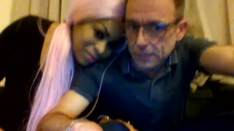 tommyandtomara online show from April 6, 7:48 pm