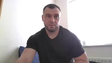 tommyy19901 online show from October 14, 1:03 pm