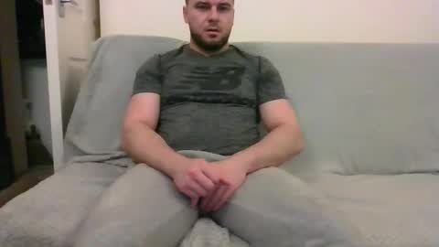 tommyy19901 online show from December 22, 7:10 pm