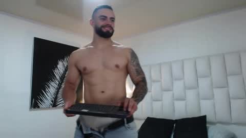 tony online show from April 18, 10:10 pm