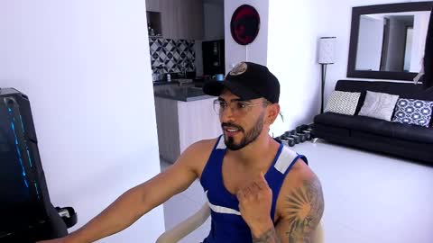 tony muscle1 online show from March 2, 5:14 pm