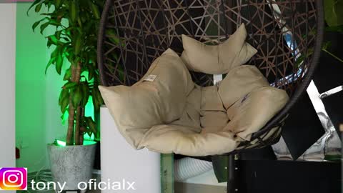 tony online show from February 8, 7:16 pm