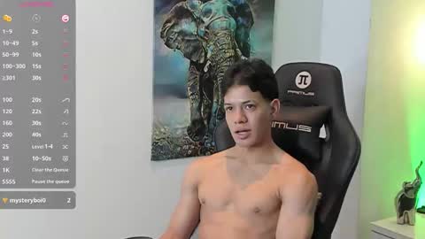 tony_petrov online show from November 19, 3:22 pm