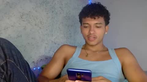 tonydesire_ online show from April 18, 8:53 pm