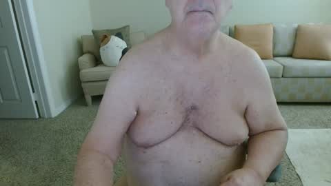 Snapshot of tonysview12000 chatting on October 6, 6:04 pm tonysview12000 online show from October 6, 6:04 pm