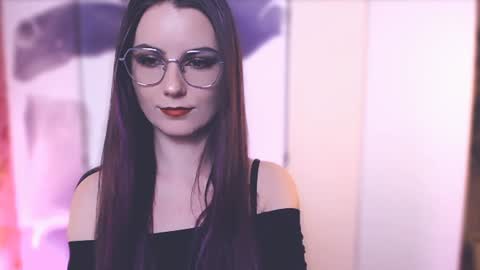 Elizabeth online show from January 24, 8:22 pm