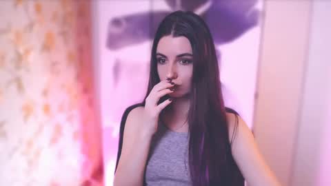 Elizabeth online show from February 26, 7:45 am