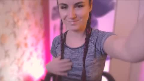 Elizabeth online show from February 28, 7:56 pm