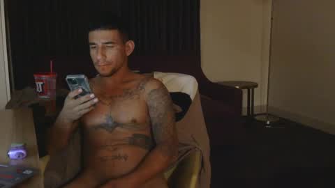 toomuchsmoke online show from December 19, 7:29 am