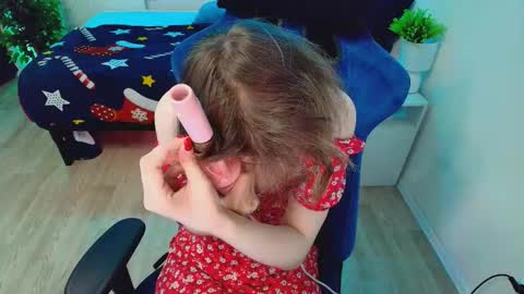 topcranberry online show from March 8, 2:04 am