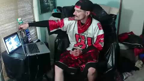 SagMeOreduceMe online show from March 5, 9:46 pm