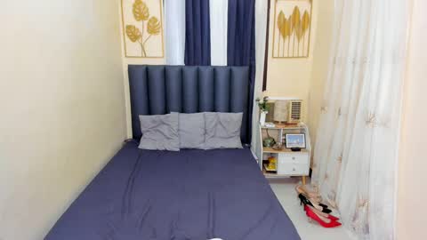 toptranshannah online show from March 7, 1:09 am